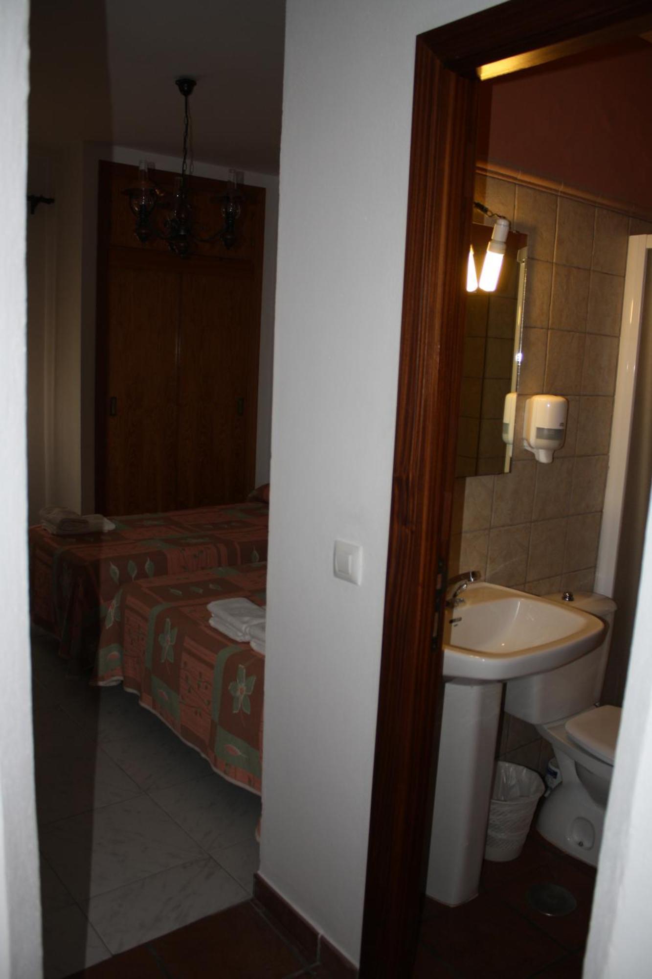 Hostal Torre De Guzman Conil de la Frontera Kültér fotó